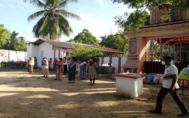 Food Pack to the Lockdown And Quarantine Families